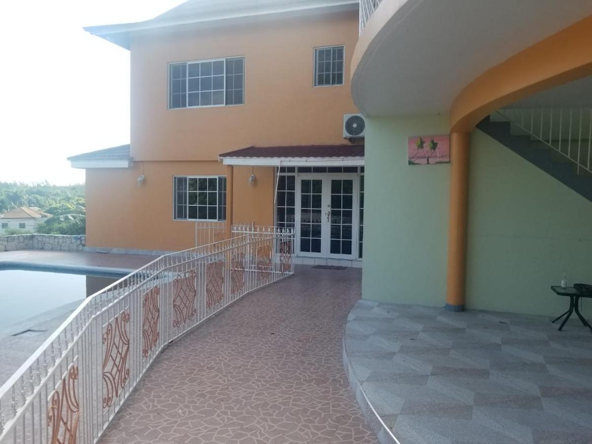 Chaudhry Holiday House Μοντέγκο Μπέυ Εξωτερικό φωτογραφία