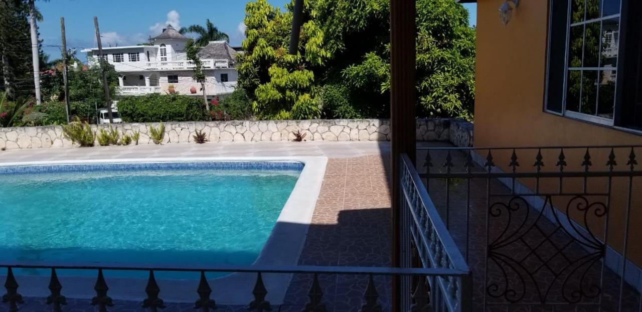 Chaudhry Holiday House Μοντέγκο Μπέυ Εξωτερικό φωτογραφία